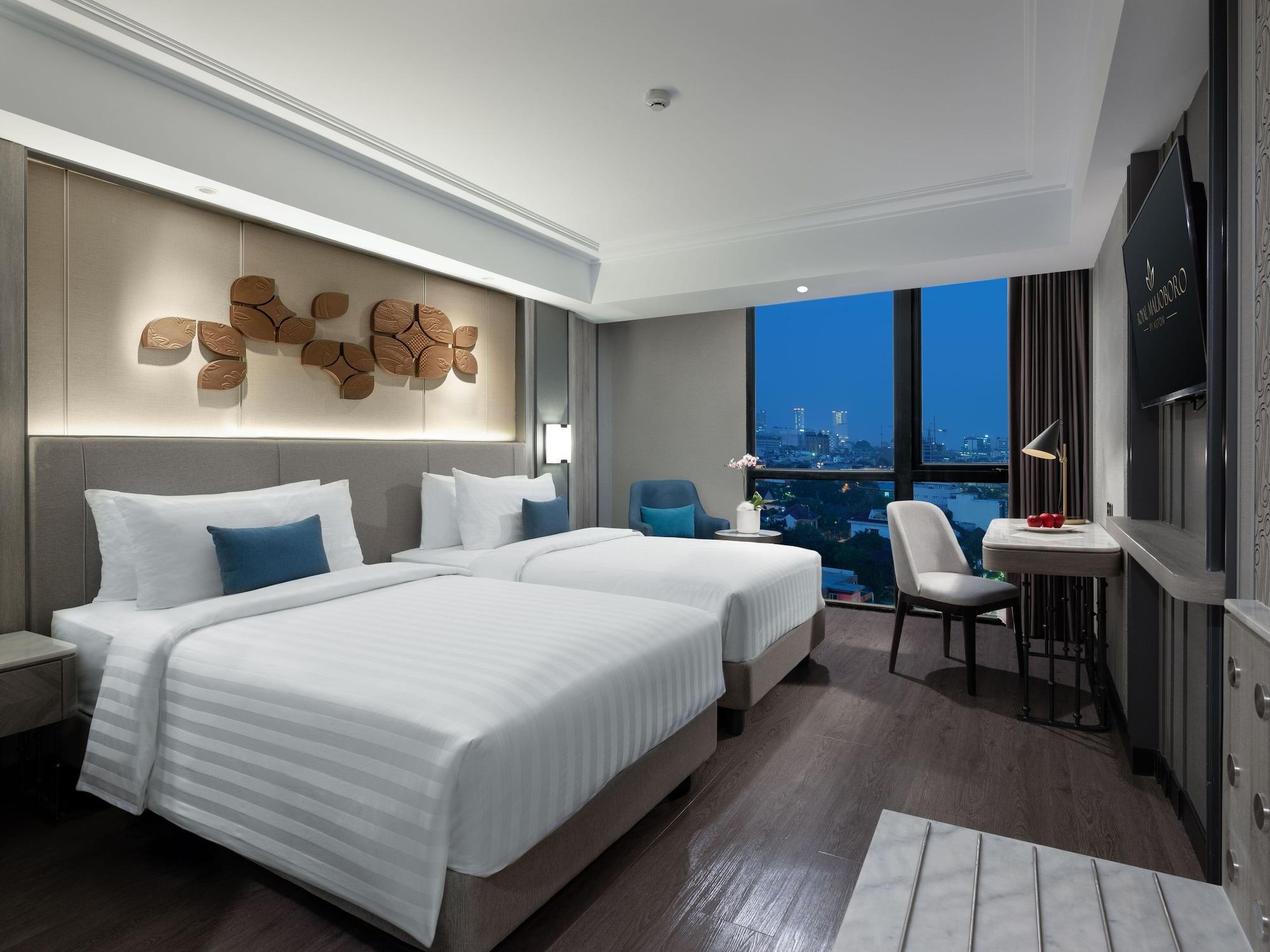 Royal Malioboro By Aston Hotel Yogyakarta Exterior photo