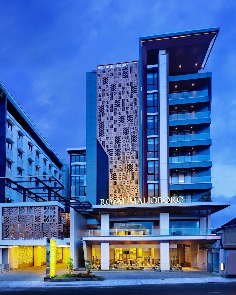 Royal Malioboro By Aston Hotel Yogyakarta Exterior photo