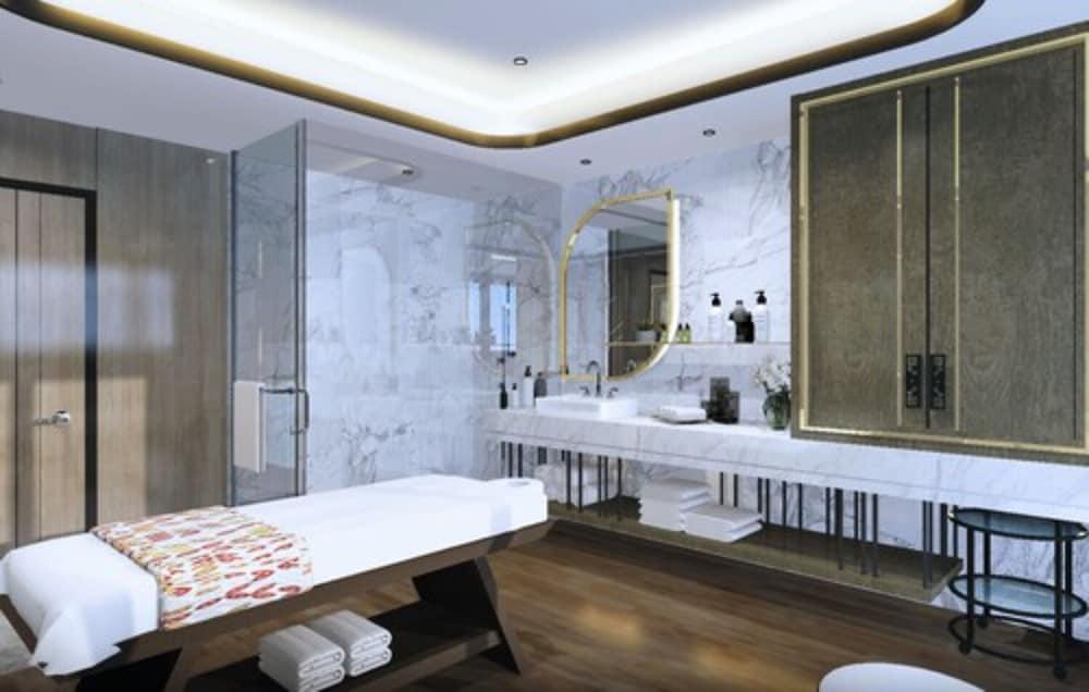 Royal Malioboro By Aston Hotel Yogyakarta Exterior photo